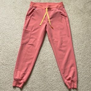 FIGS women’s Small petite Zamora jogger scrub pants, Coral color